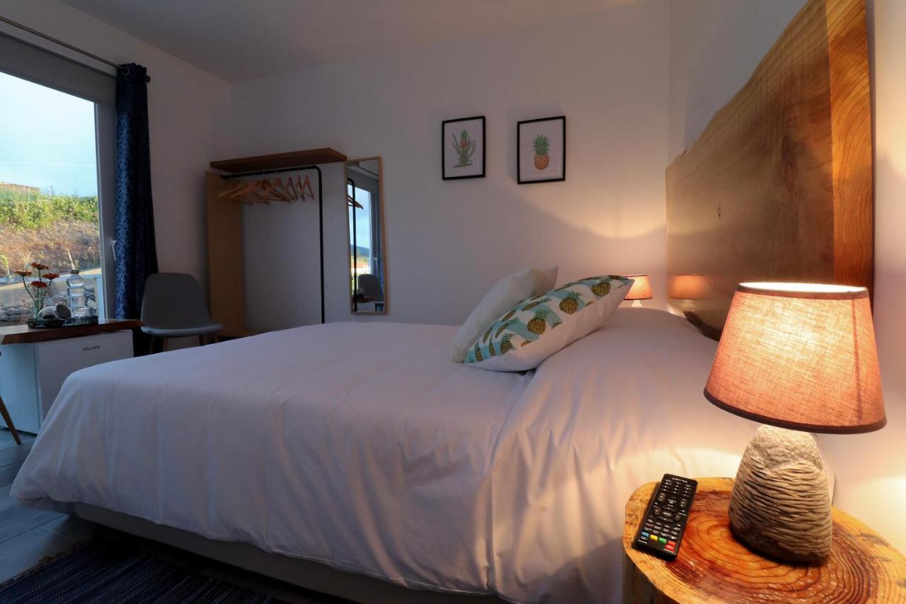 Casa Baleia A Vista Bed & Breakfast Algarvia Ngoại thất bức ảnh